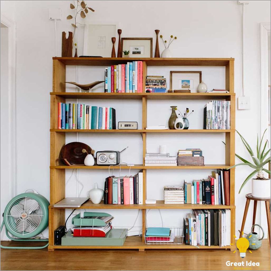 Wall-mounted Book Shelves